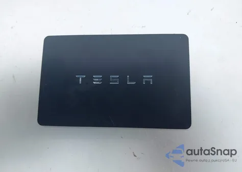 2023 Tesla Model Y из США, поврежденный, VIN 7SAYGDEE9PF684846